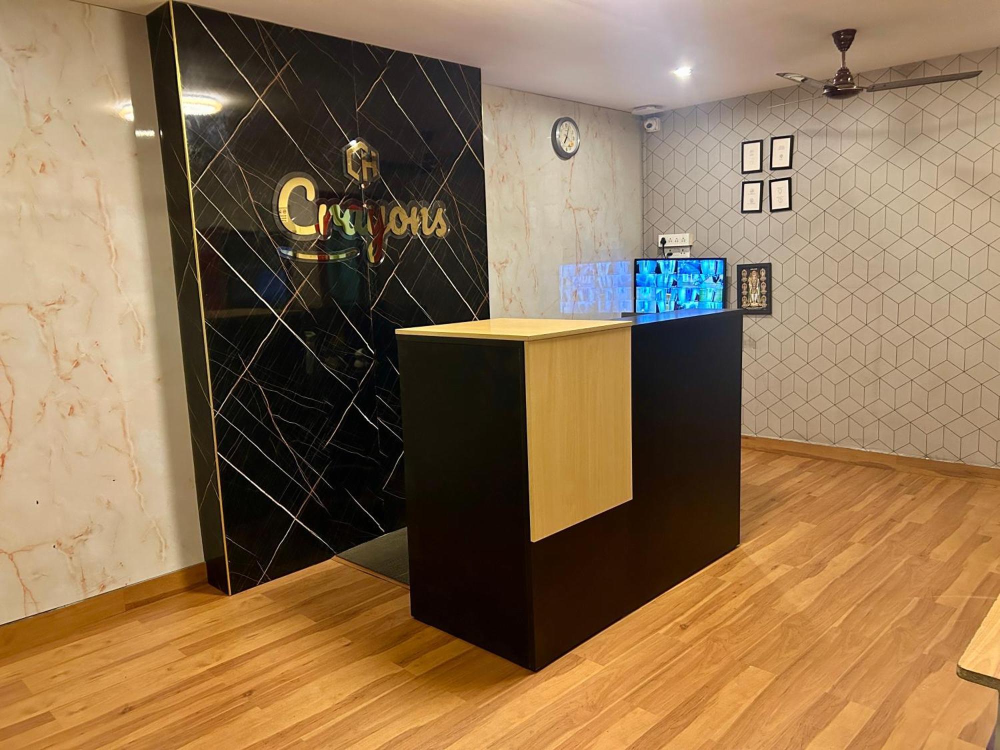 Crayons Hotel Τσενάι Εξωτερικό φωτογραφία